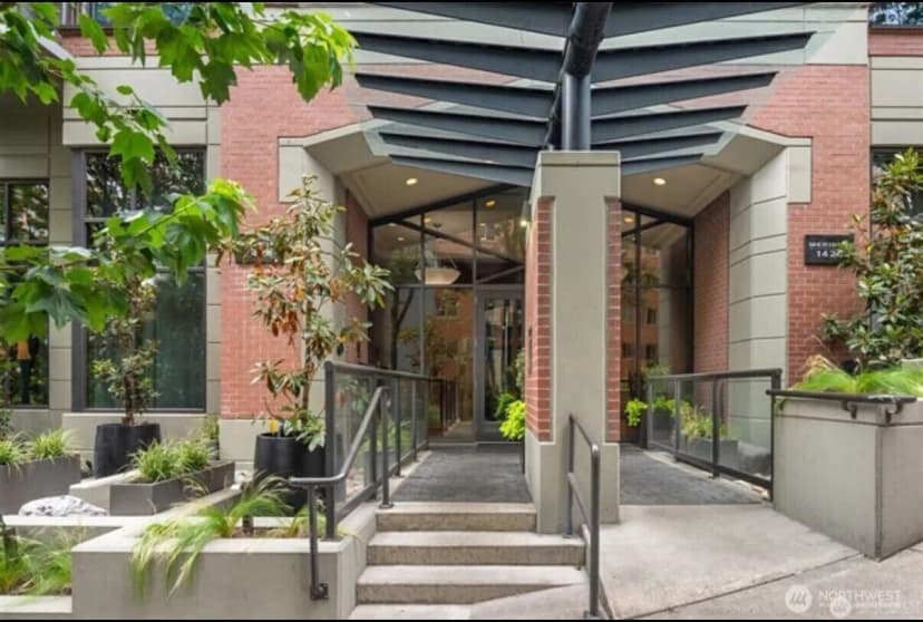 Property photo for 1420 Terry Avenue #907, Seattle