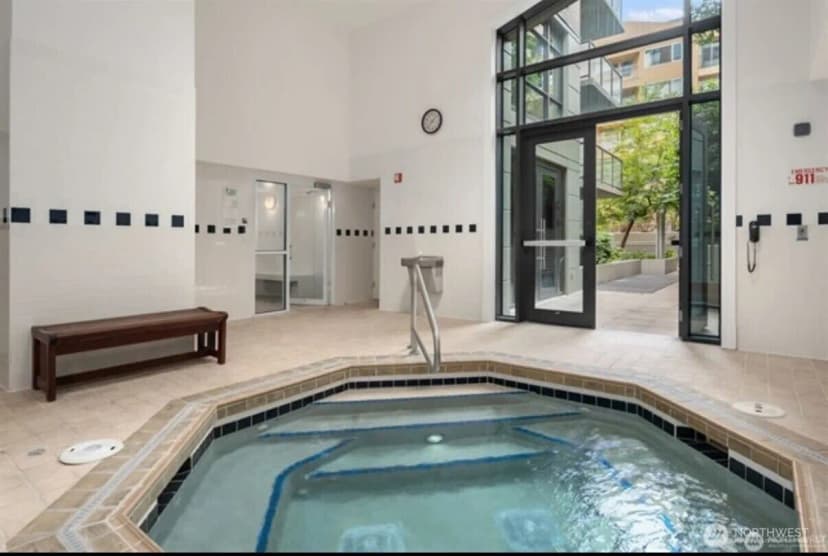 Property photo for 1420 Terry Avenue #907, Seattle photo 22