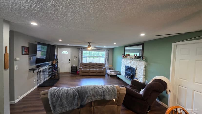 Property photo for 6918 Fremont Drive, Aberdeen photo 7
