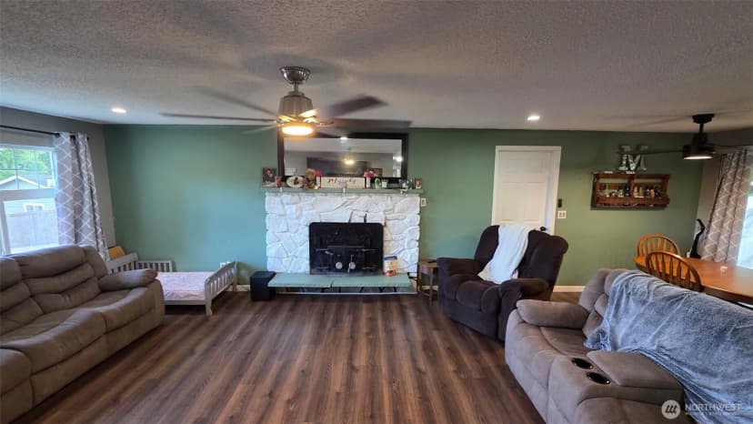 Property photo for 6918 Fremont Drive, Aberdeen photo 4