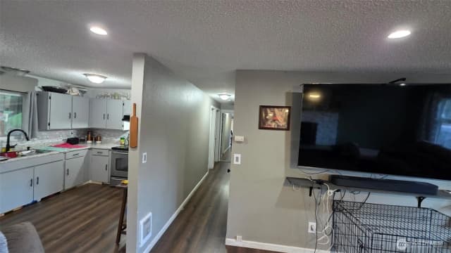Property photo for 6918 Fremont Drive, Aberdeen photo 5