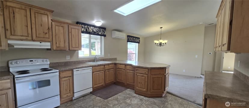 Property photo for 57 Clemons Road #17, Montesano photo 8