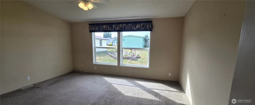 Property photo for 57 Clemons Road #17, Montesano photo 12