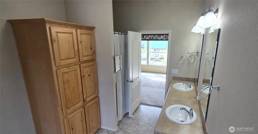 Property photo for 57 Clemons Road #17, Montesano photo 13