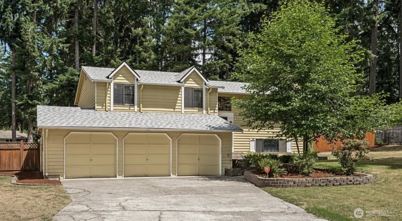 Property photo for 8524 46th Court Ne, Olympia photo 2