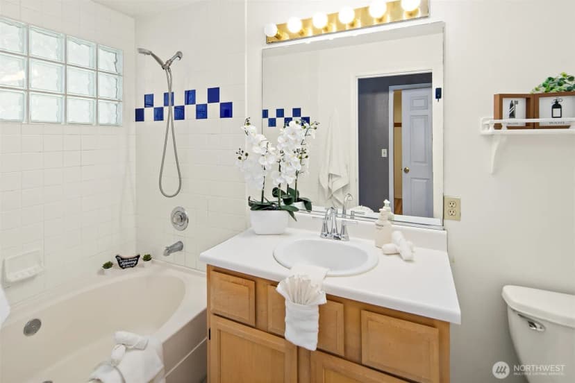 Property photo for 927 132nd Street Sw #b2, Everett photo 18