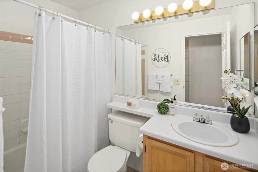 Property photo for 927 132nd Street Sw #b2, Everett photo 22
