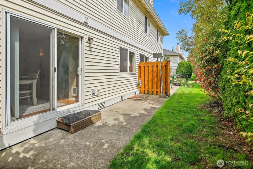 Property photo for 927 132nd Street Sw #b2, Everett photo 24