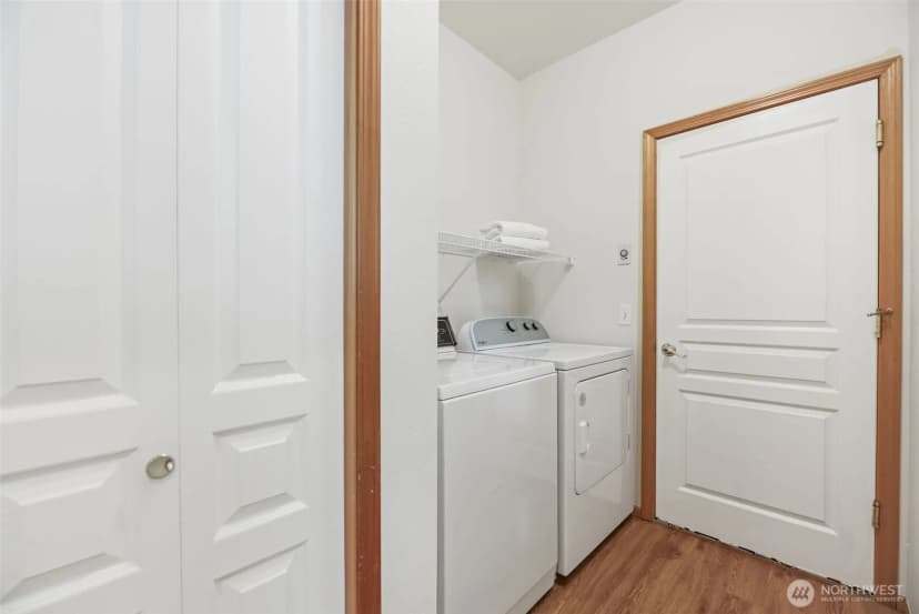 Property photo for 1160 Decatur Circle, Burlington photo 19