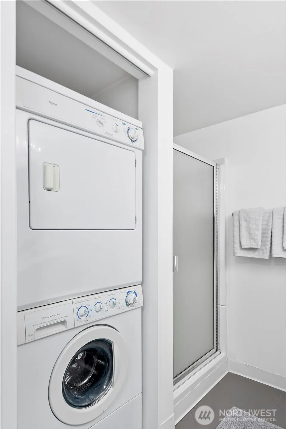 Property photo for 121 28th Avenue S, Seattle photo 15
