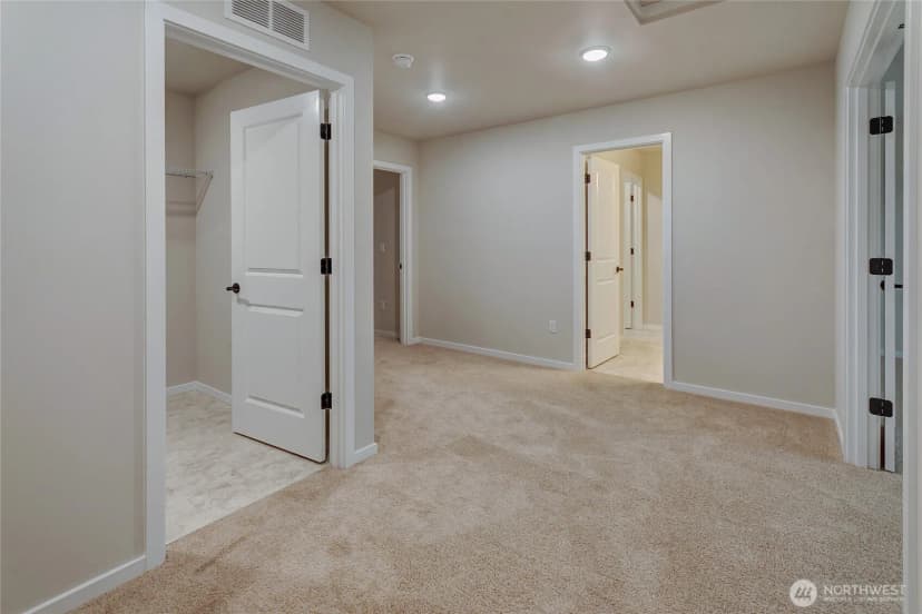 Property photo for 18308 37th Avenue E, Tacoma photo 17