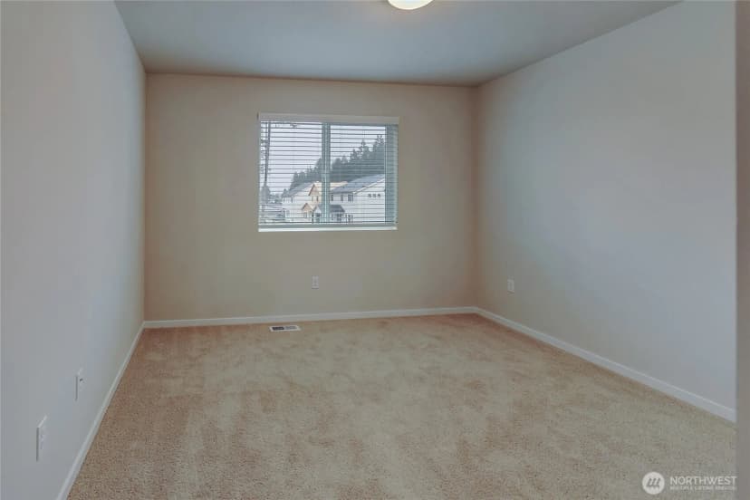 Property photo for 18308 37th Avenue E, Tacoma photo 26