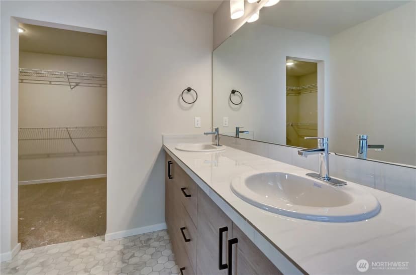 Property photo for 18304 37th Avenue E, Tacoma photo 26