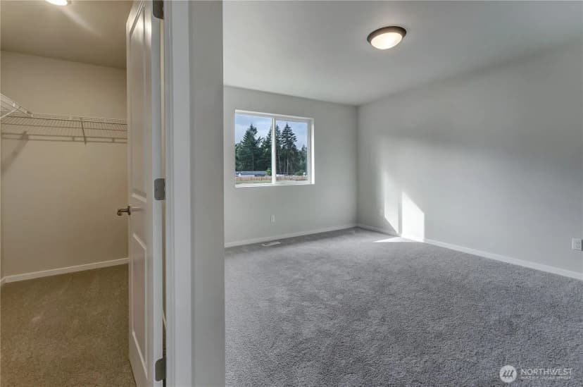 Property photo for 18304 37th Avenue E, Tacoma photo 19