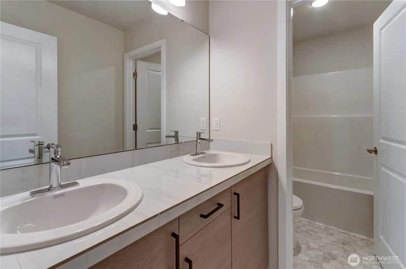 Property photo for 18304 37th Avenue E, Tacoma photo 18