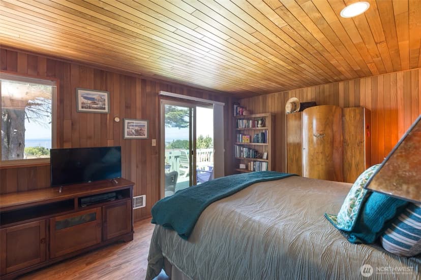 Property photo for 215 Amber Lane, Sequim photo 16