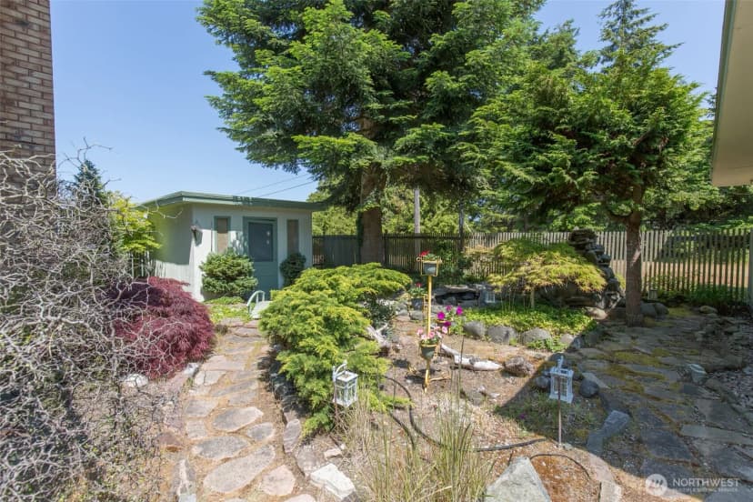 Property photo for 215 Amber Lane, Sequim photo 36