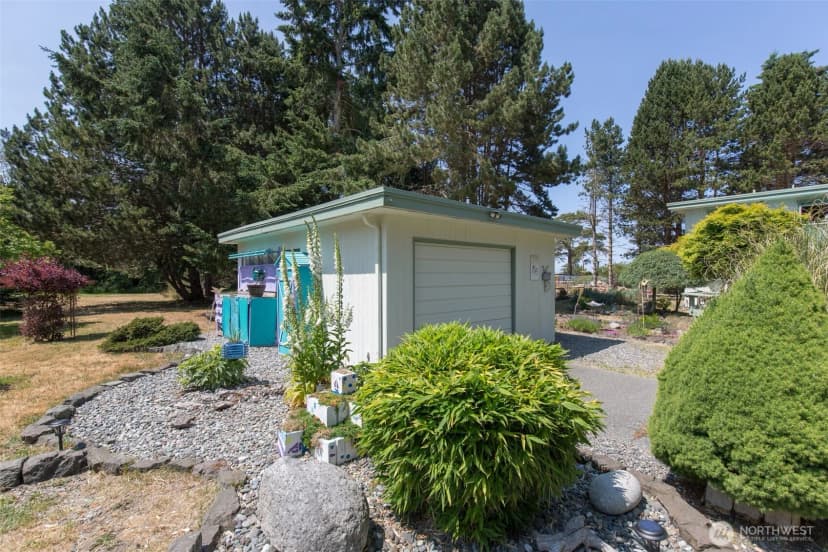 Property photo for 215 Amber Lane, Sequim photo 39