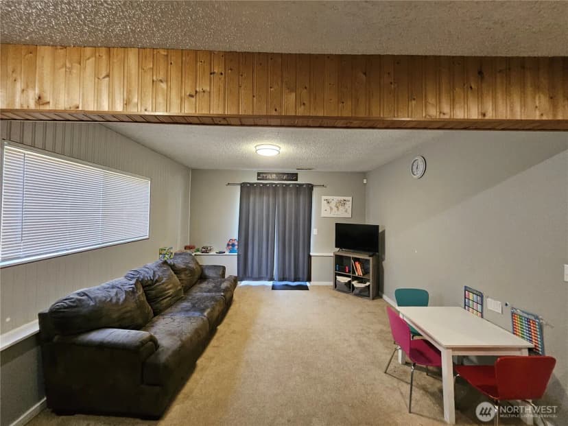 Property photo for 10924 Se 183rd Court, Renton photo 23