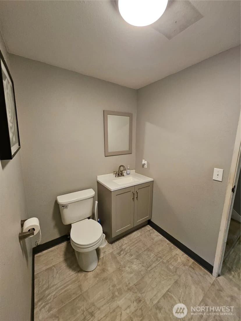 Property photo for 10924 Se 183rd Court, Renton photo 21
