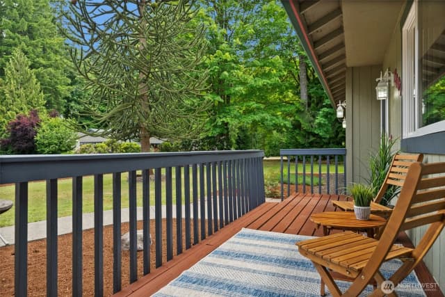 Property photo for 7207 Lakeside St Sw, Olympia photo 5