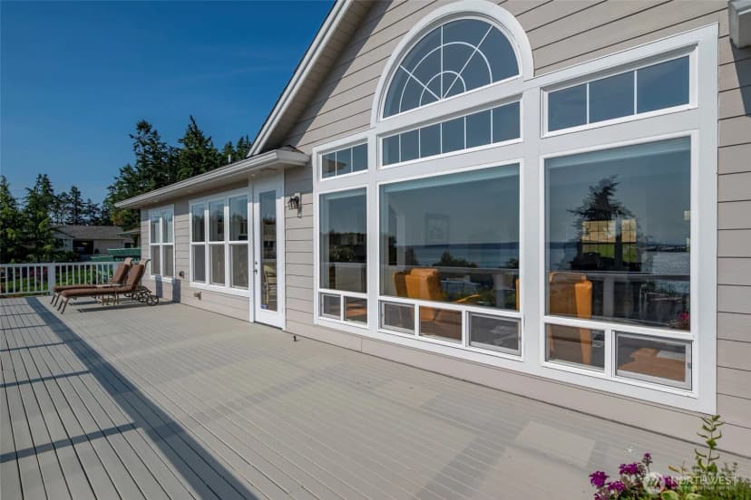 Property photo for 560 Sw Waterloo Avenue, Oak Harbor photo 12