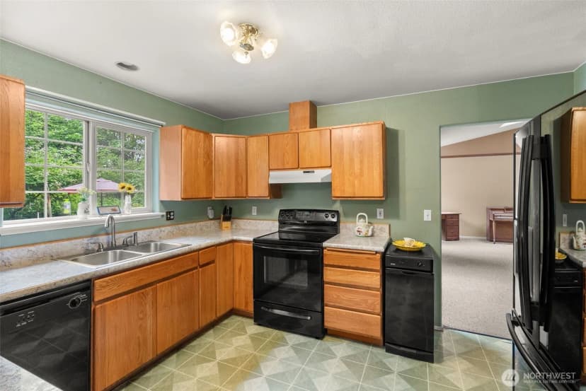 Property photo for 138 Sunnyside Drive, Chehalis photo 9