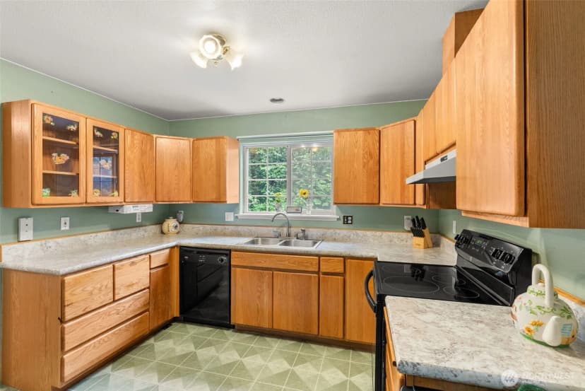 Property photo for 138 Sunnyside Drive, Chehalis photo 10