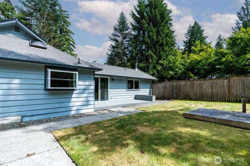 Property photo for 6241 Glenwood Drive Sw, Olympia photo 12