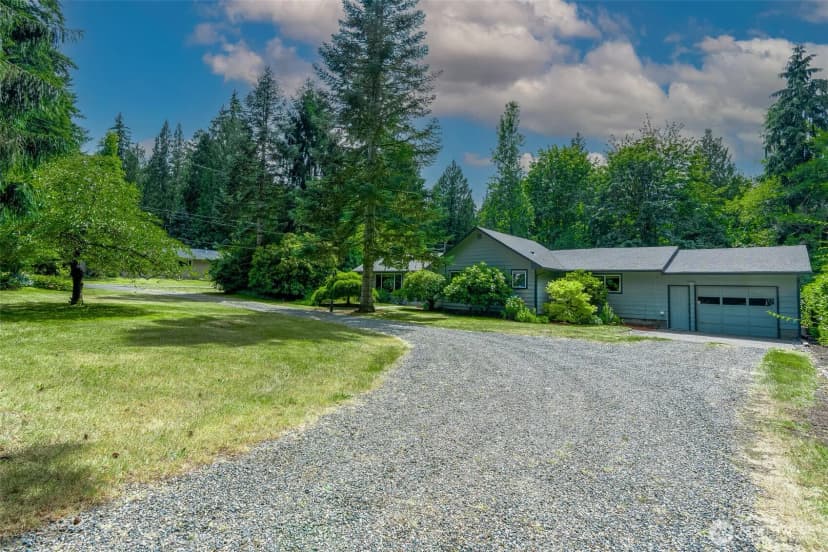 Property photo for 6241 Glenwood Drive Sw, Olympia
