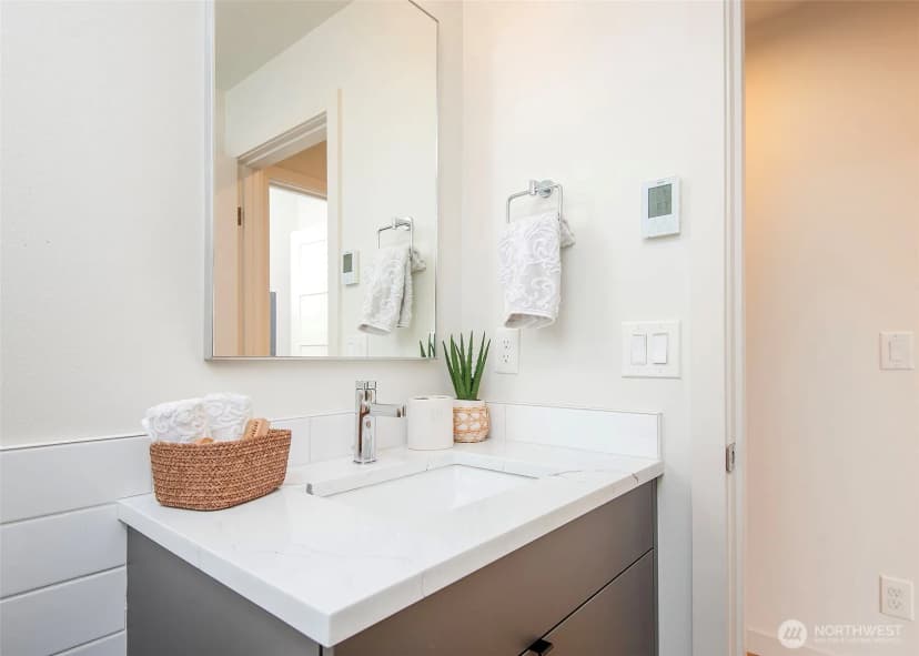 Property photo for 8362 12th Avenue Nw, Seattle photo 14