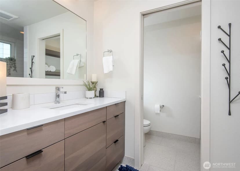 Property photo for 8362 12th Avenue Nw, Seattle photo 19