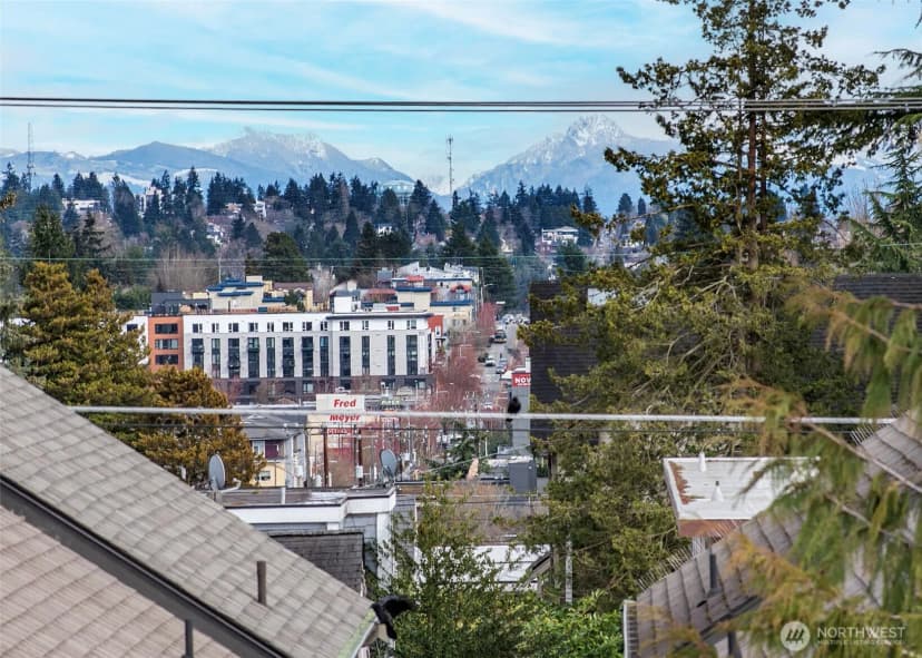 Property photo for 8362 12th Avenue Nw, Seattle photo 29