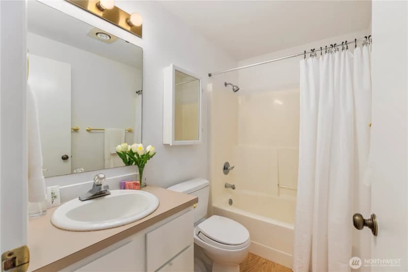 Property photo for 22012 Villa Drive, Snohomish photo 15