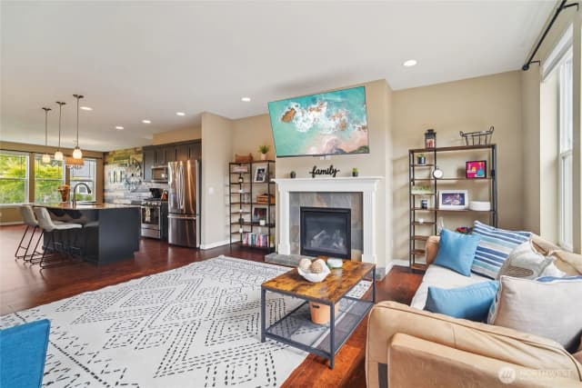 Property photo for 13712 Big Sky Drive E, Bonney Lake photo 4