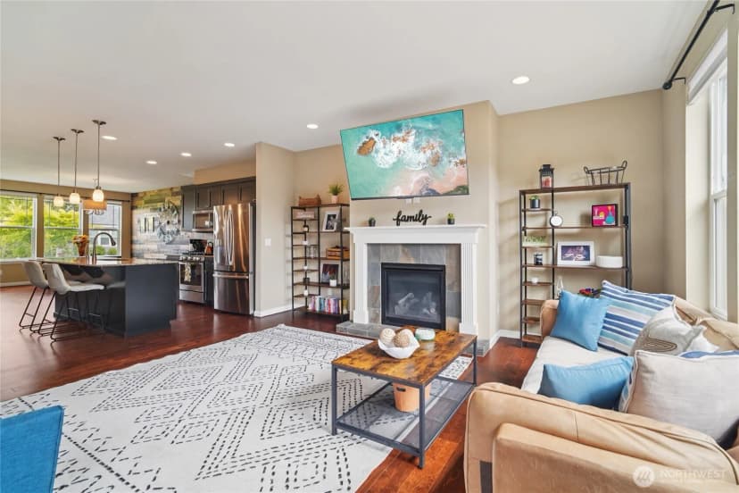 Property photo for 13712 Big Sky Drive E, Bonney Lake photo 4
