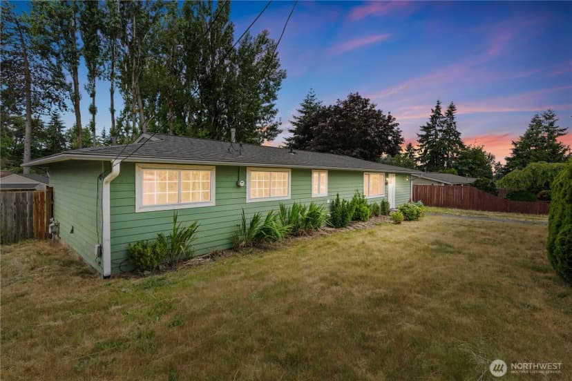 Property photo for 2229 Sw 330th Street, Federal Way photo 2