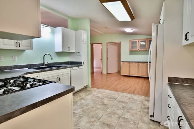 Property photo for 140 Fleming Drive, Sequim photo 5