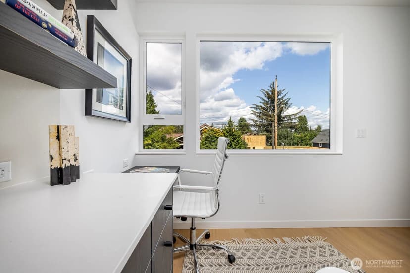 Property photo for 311 Ne 59th Street, Seattle photo 17