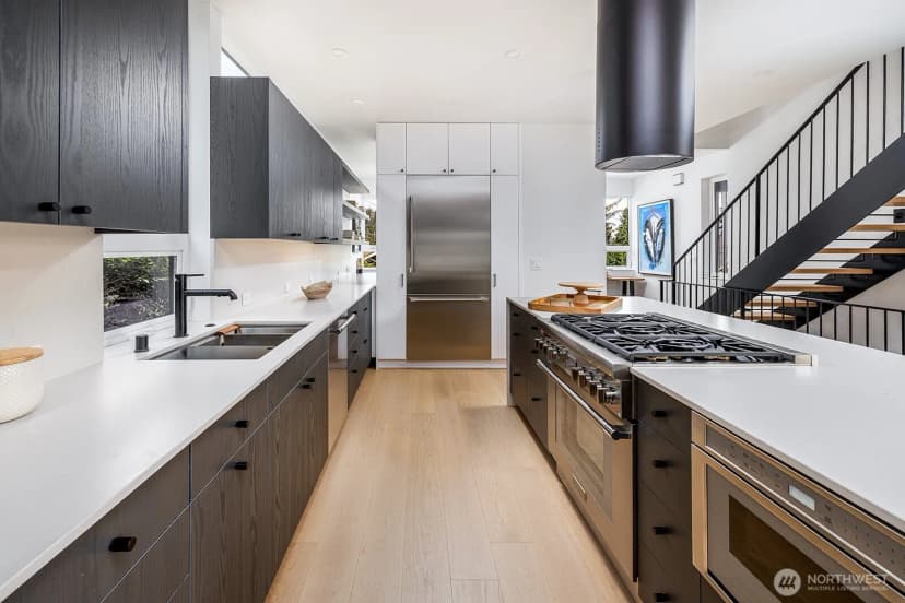 Property photo for 311 Ne 59th Street, Seattle photo 10