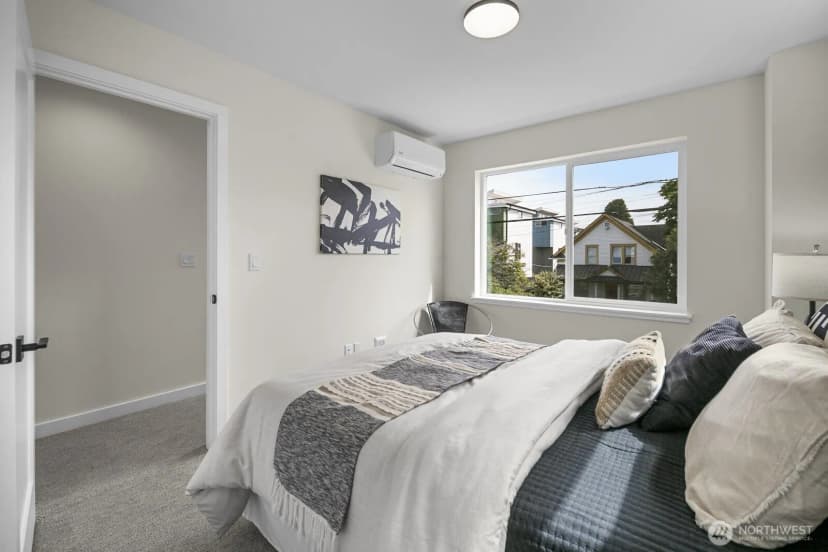 Property photo for 1742 B Nw 62nd Street, Seattle photo 20