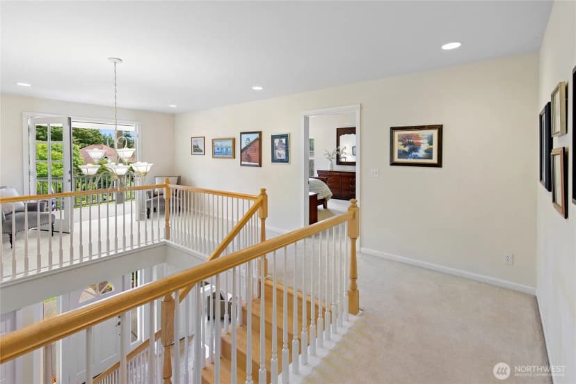 Property photo for 213 Eakin Drive Nw, Bainbridge Island photo 15