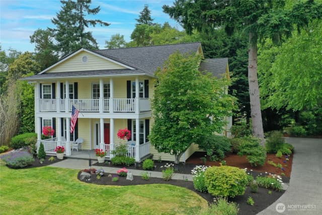 Property photo for 213 Eakin Drive Nw, Bainbridge Island