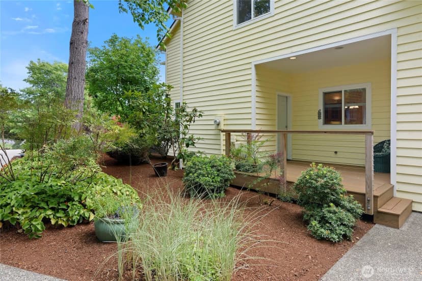 Property photo for 213 Eakin Drive Nw, Bainbridge Island photo 40