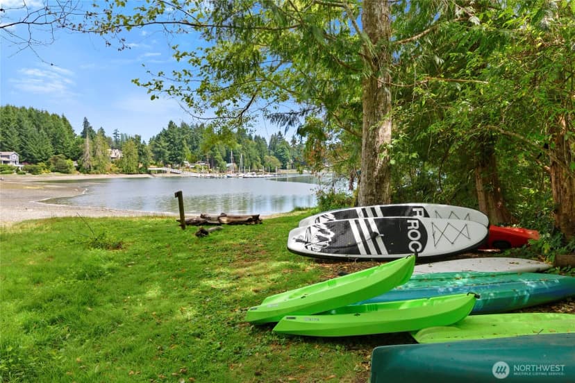 Property photo for 213 Eakin Drive Nw, Bainbridge Island photo 35