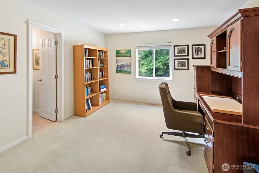 Property photo for 213 Eakin Drive Nw, Bainbridge Island photo 22
