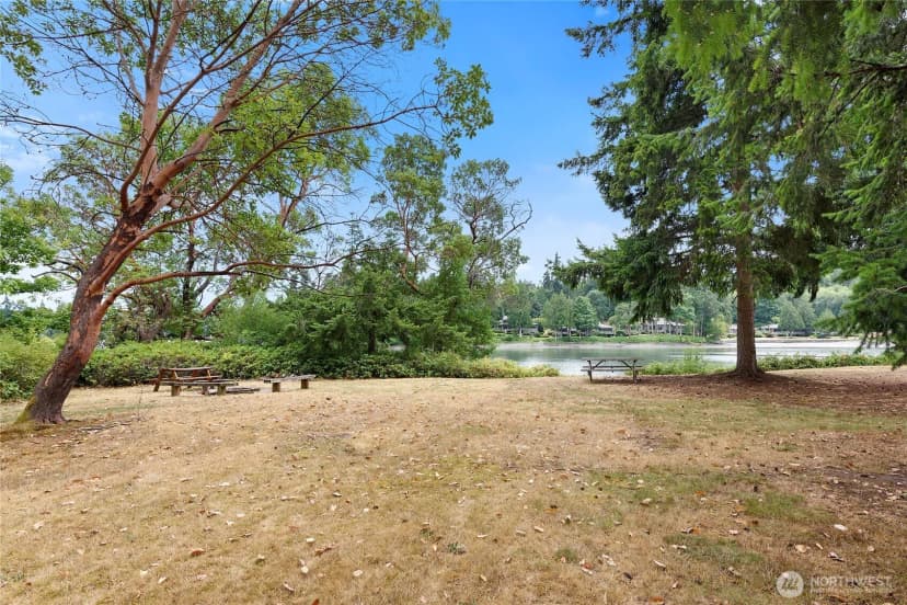 Property photo for 213 Eakin Drive Nw, Bainbridge Island photo 34