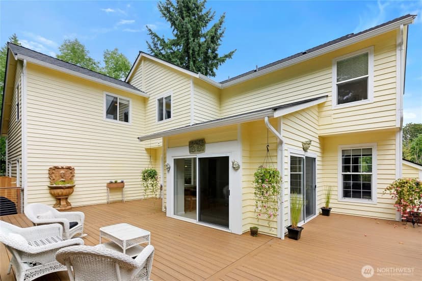 Property photo for 213 Eakin Drive Nw, Bainbridge Island photo 28