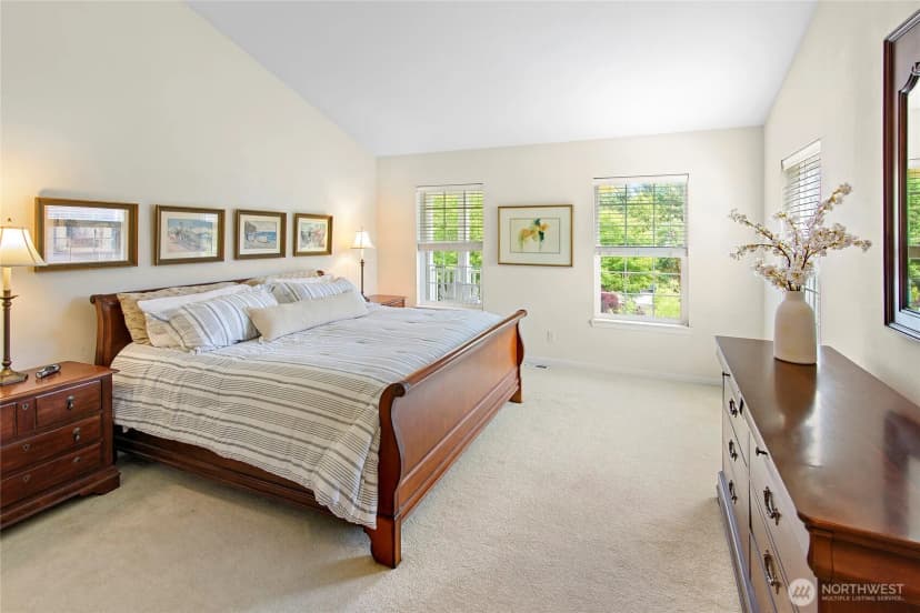 Property photo for 213 Eakin Drive Nw, Bainbridge Island photo 16