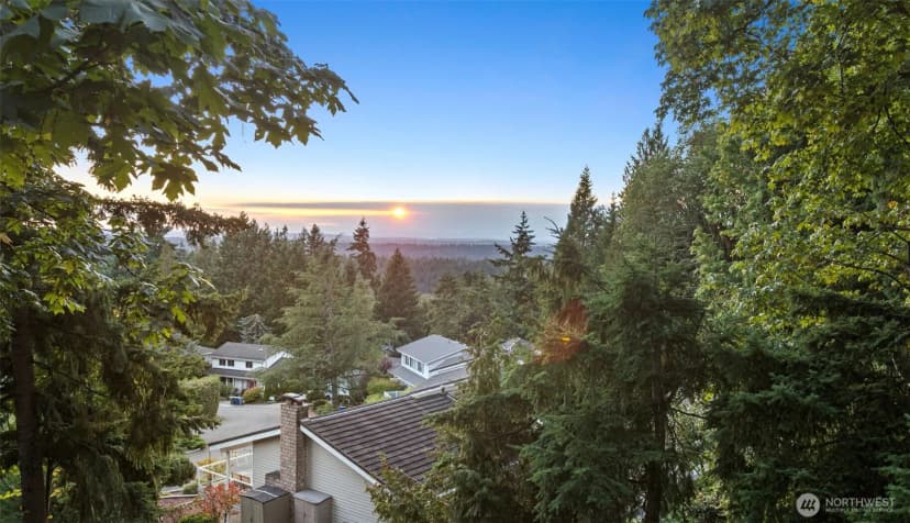 Property photo for 5709 143rd Place Se, Bellevue photo 6
